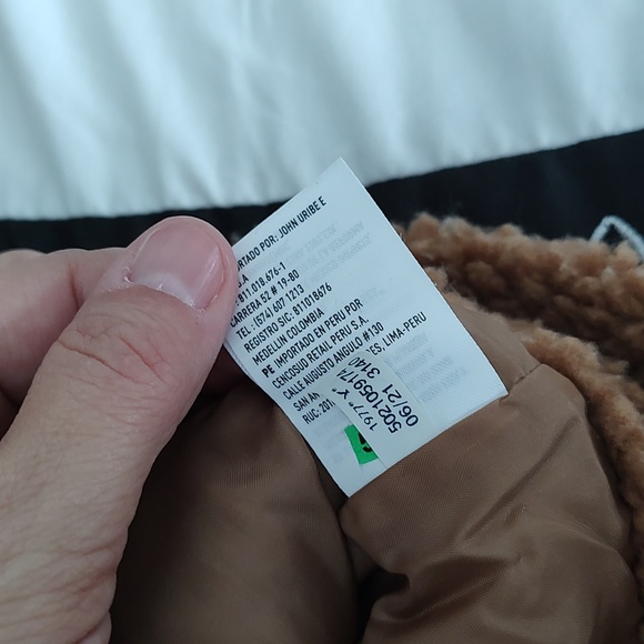 😍 GUC American Eagle Ladie's Cropped Sherpa Teddy Jacket, Brown, Small - Picture 11 of 11